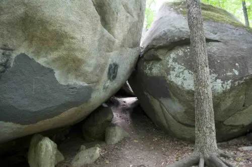 An image of the boulders showing a graffiti cover-up.