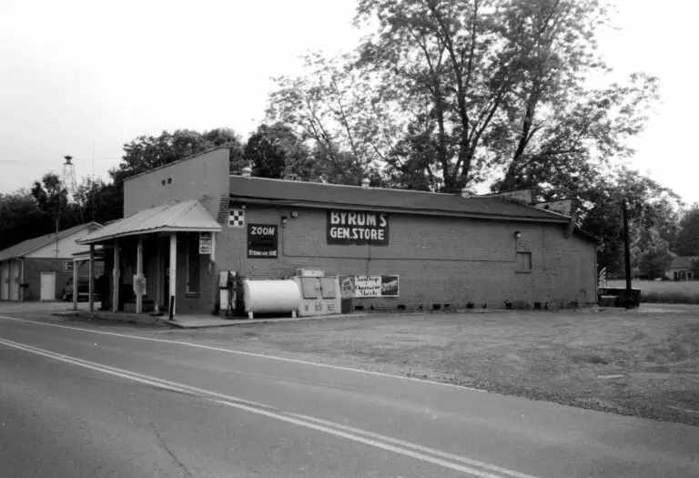 An image of Byrum’s General Store.