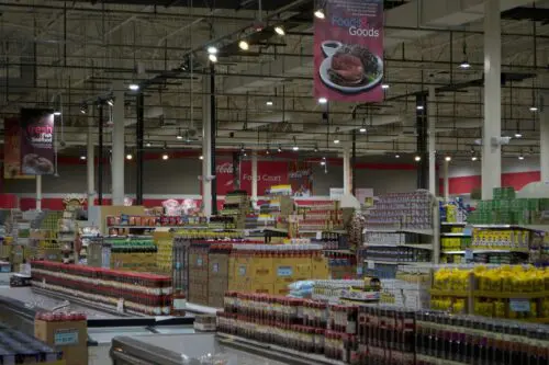 An image of the aisles in Super G Mart.